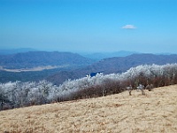 DSC 0744  Another view toward Cades Cove from Gregory Bald