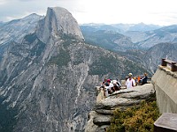 IMG 2265  Viewers at Glacier Point : flowers