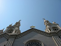 IMG 4250  Teagan snapped this photo of Saints Peter and Paul Church as we were driving by in an open-top tourist bus : flowers