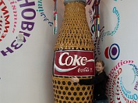 DSC 3727 : Teagan, coke