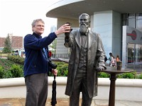 IMG 5353  sharing a Coke with its inventer, John Pemberton : Richard, coke