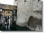 IMG_1570 * The entrance at the Chillon Castle