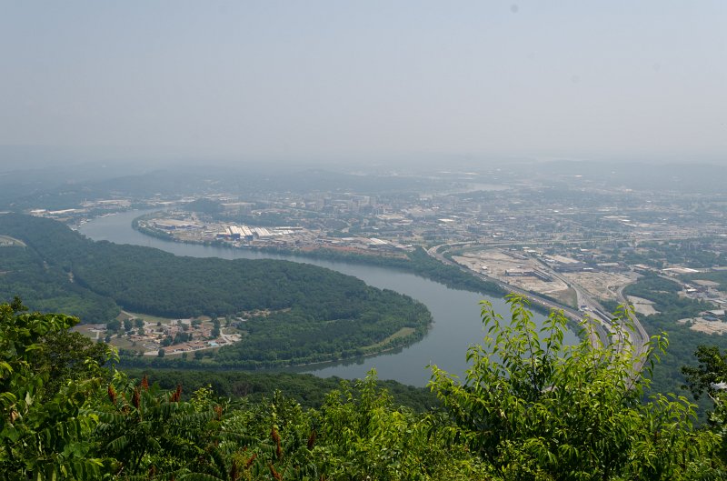 _DSC7060.jpg - Moccasin Bend in the Tennessee River seen from Point Park