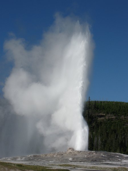 IMG_4357.jpg - Old Faithful