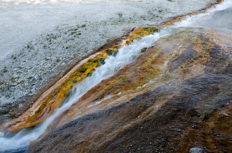 _DSC7317.jpg - Water runoff going into the Firehole River near Grand Prismatic Spring