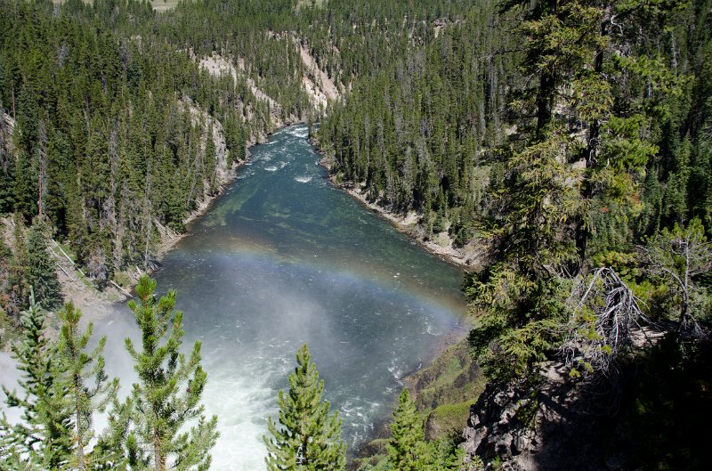 _DSC7471.jpg - Rainbow from Upper Yosemite Falls seen from the South Rim Trail