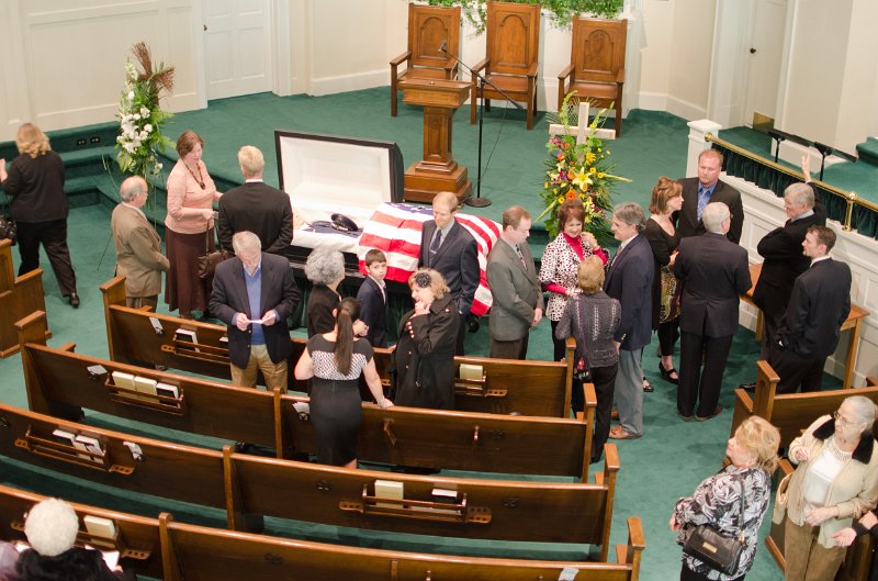 DSC_8316.jpg - Visitation at First Baptist Church