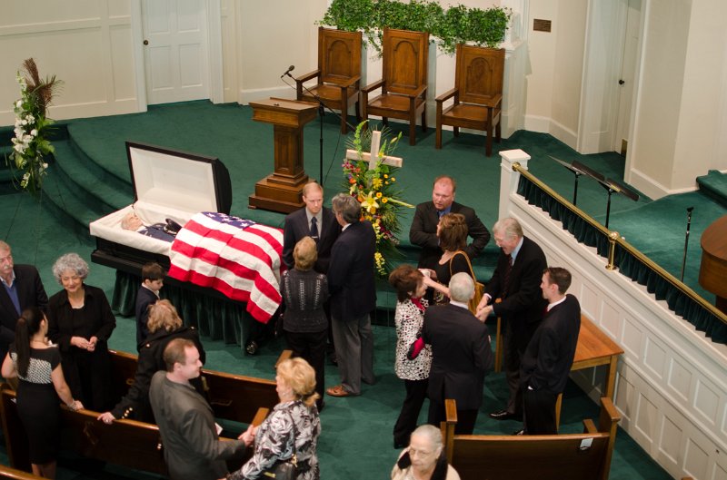 DSC_8320.jpg - Visitation at First Baptist Church