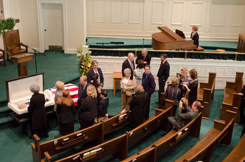 DSC_8328.jpg - Visitation at First Baptist Church