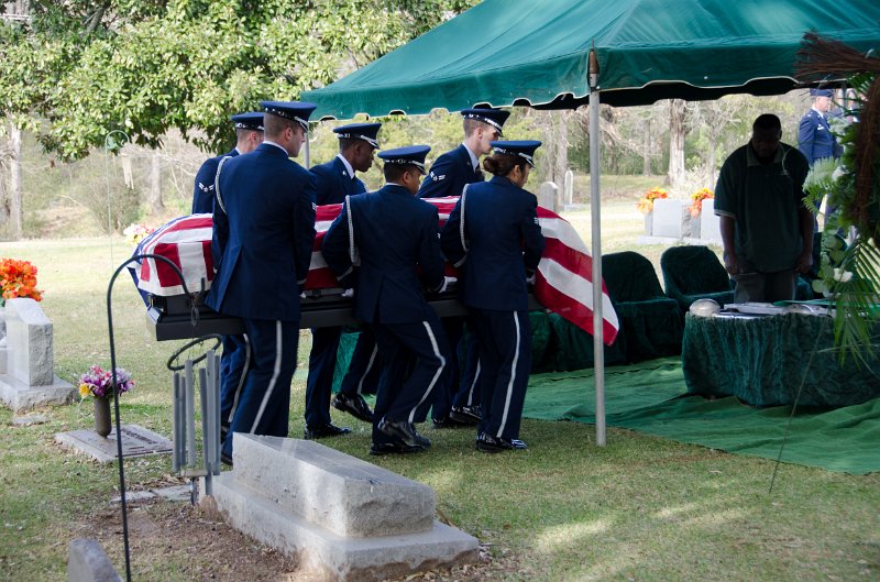 DSC_8354.jpg - Graveside service at Clinton Cemetery