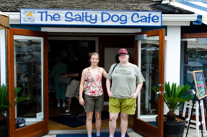 DSC_9012.jpg - Lunch at the Salty Dog Cafe (no dogs allowed)