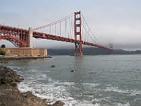 DSC 2370  The Golden Gate Bridge seen from Fort Point : flowers