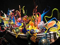 IMG 2087  Dale Chihuly - Boats : flowers, glass, museum