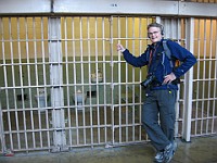 IMG 3987  Richard enjoying being on the outside : Alcatraz, flowers, prison