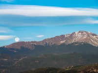 DSC 2367  View of Pikes Peak with moon in morning light